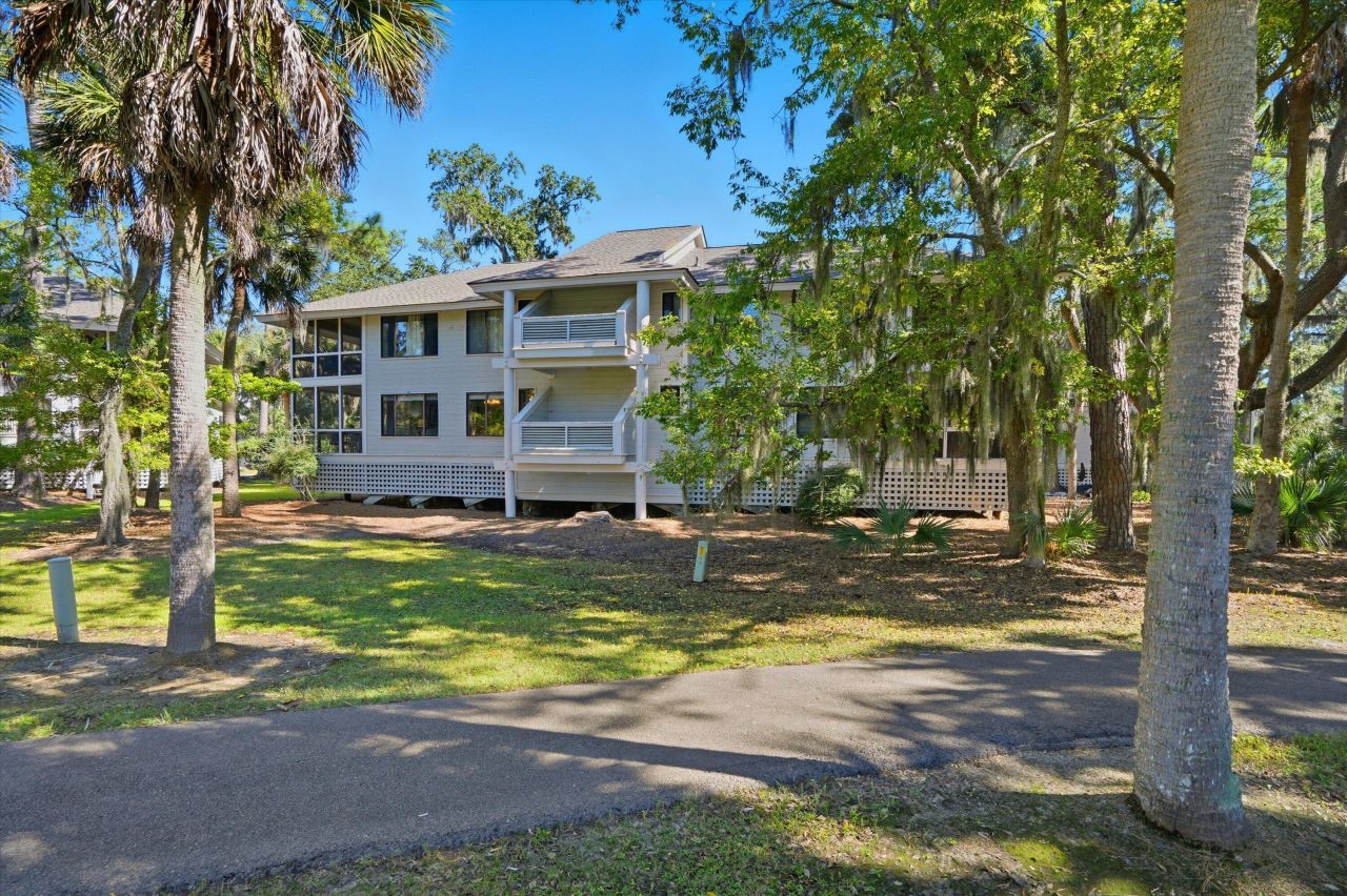 857 Club Cottage Road Photo 30