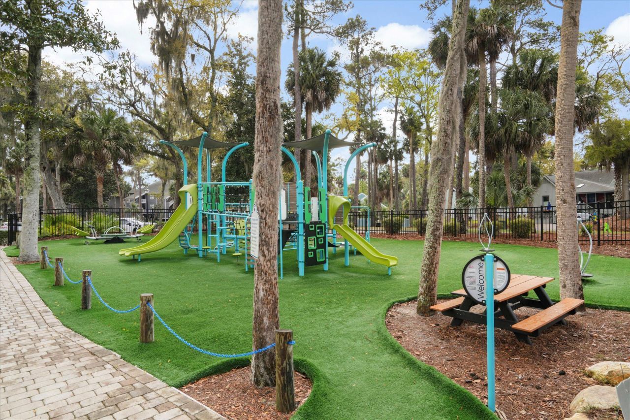 857 Club Cottage Road Photo 34