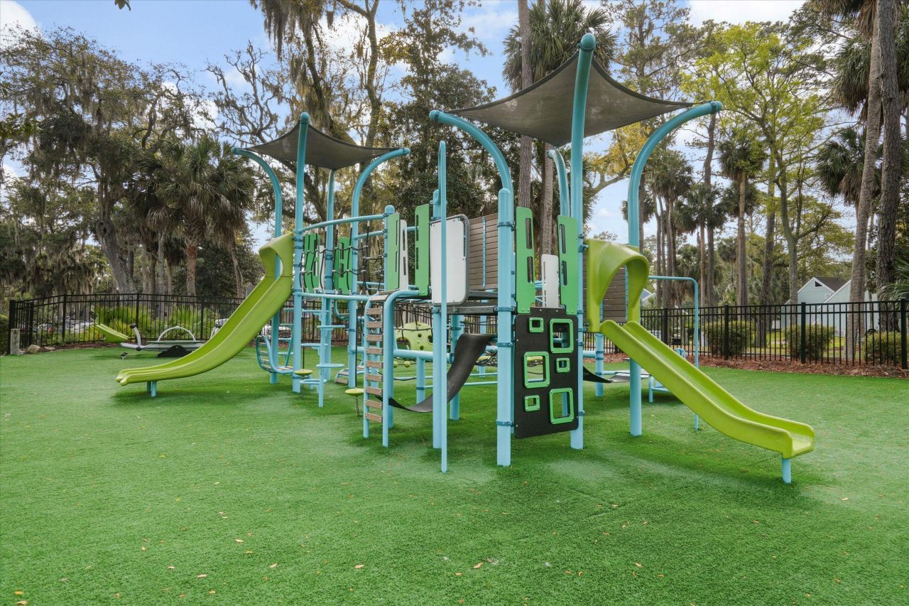 857 Club Cottage Road Photo 36