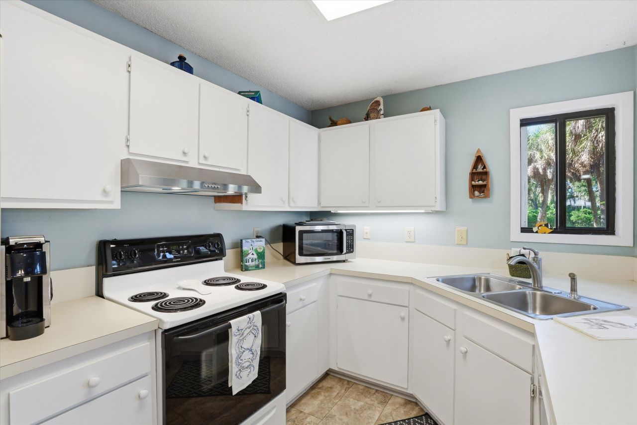 857 Club Cottage Road Photo 7