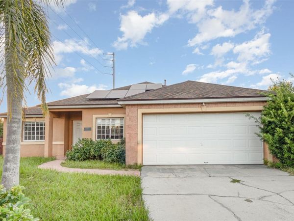 105 PARADISE WOODS COURT, DAVENPORT, FL 33896