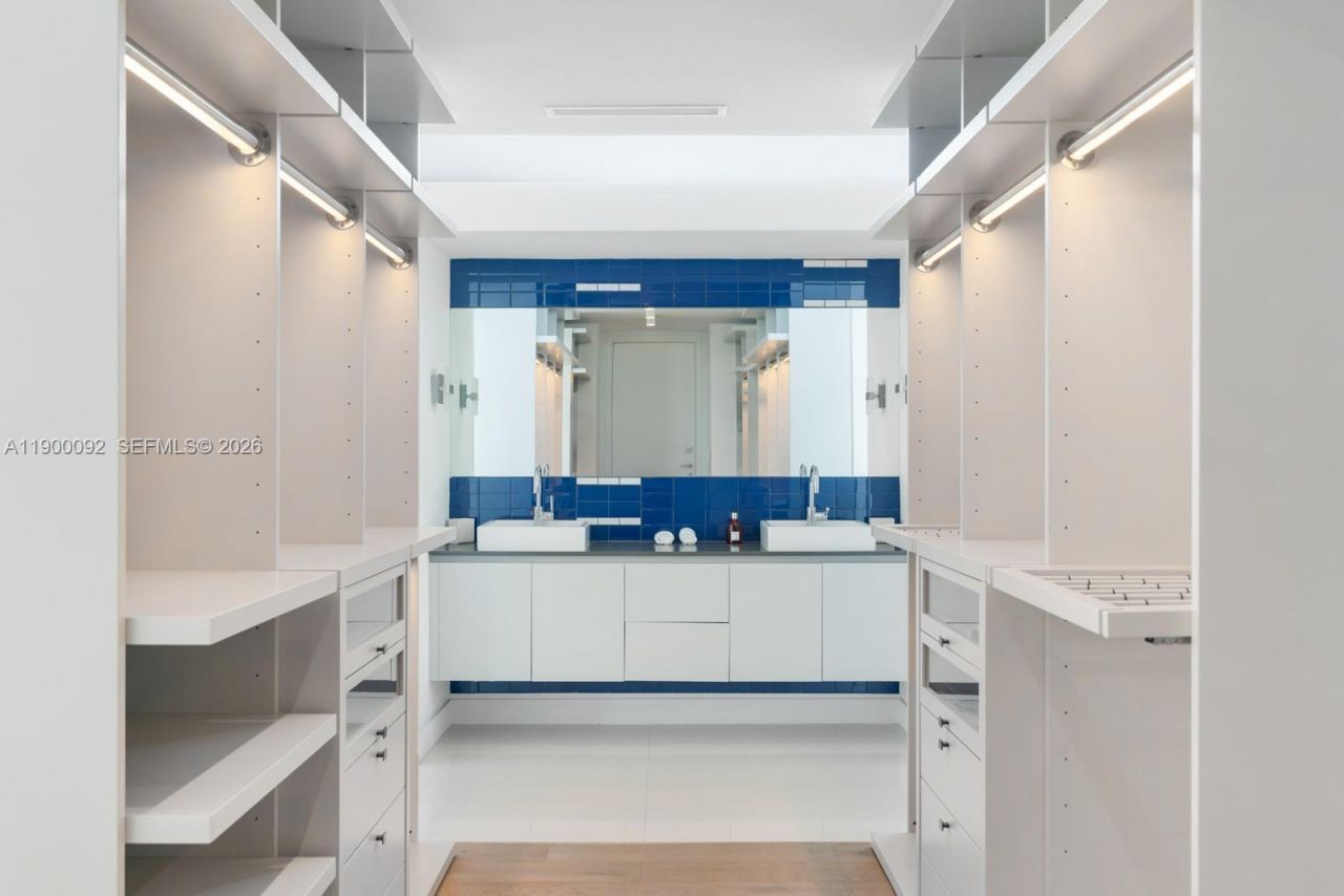 440 S Hibiscus Dr, Miami Beach, FL 33139 Photo