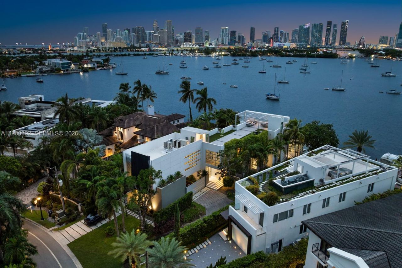 440 S Hibiscus Dr, Miami Beach, FL 33139 Photo