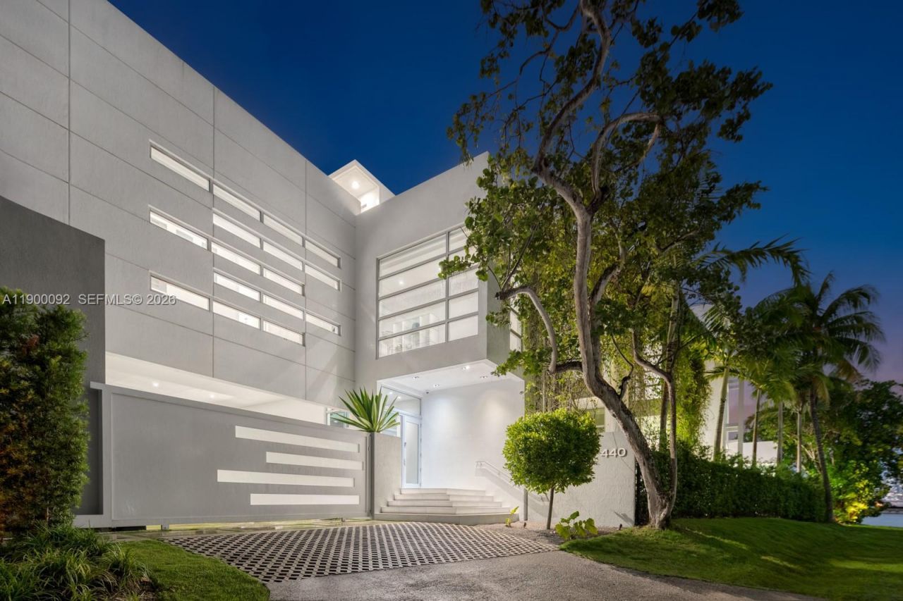 440 S Hibiscus Dr, Miami Beach, FL 33139 Photo
