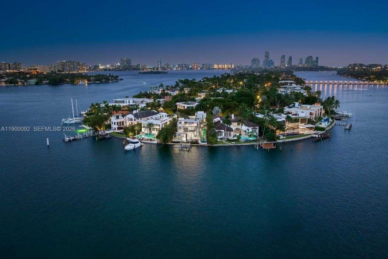 440 S Hibiscus Dr, Miami Beach, FL 33139 Photo