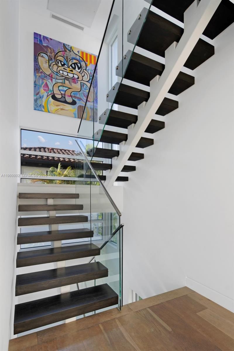 440 S Hibiscus Dr, Miami Beach, FL 33139 Photo