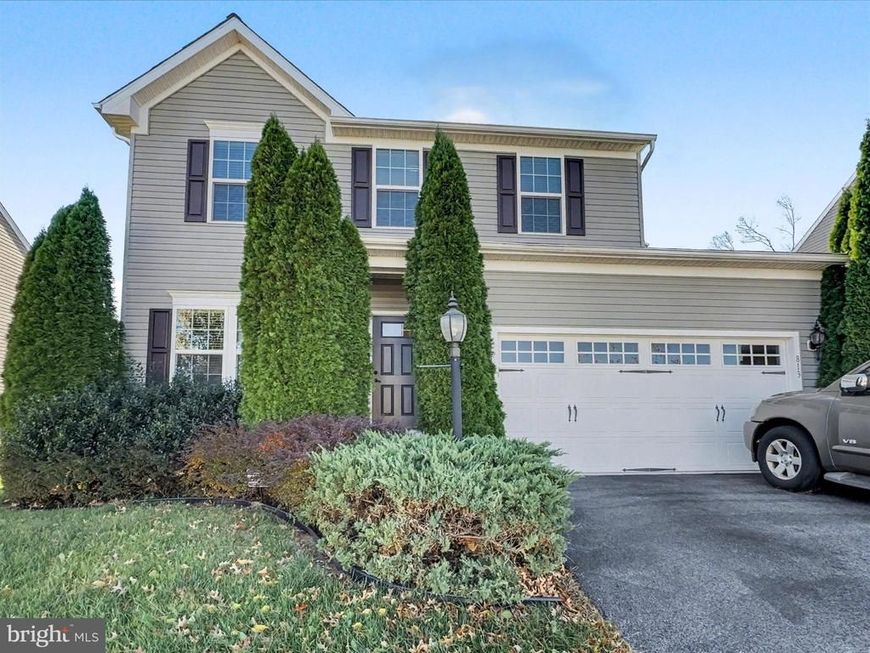 813 Countryside Road, Seven Valleys, PA 17360 Main Photo