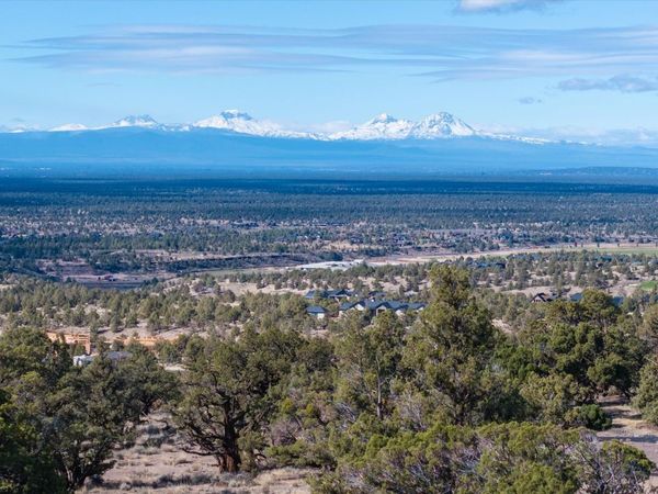 Seven Peaks Loop, Unit Homesite 7, Powell Butte, OR 97753