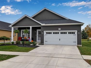 22 Eagleview Drive, Grand Island, NY 14072