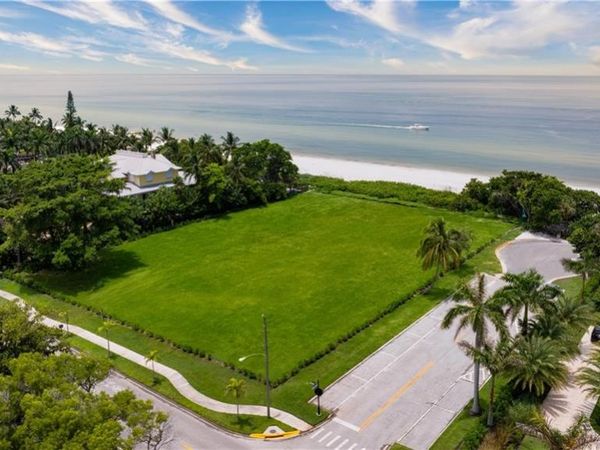 275 Gulf Shore BLVD N, NAPLES, FL 34102