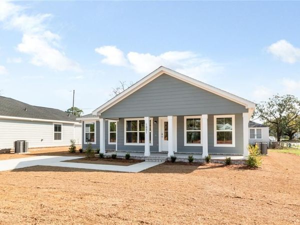 1841 Woodcock Place, Mobile, AL 36606