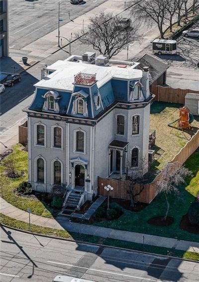 208 W Monument Avenue, Dayton, OH 45402 Main Photo