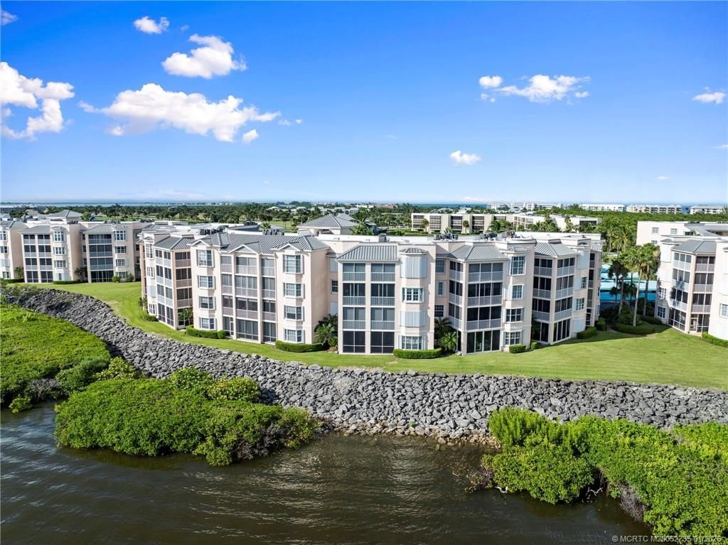 5750 NE Island Cove Way, Unit 3203, Stuart, FL 34996 Photo