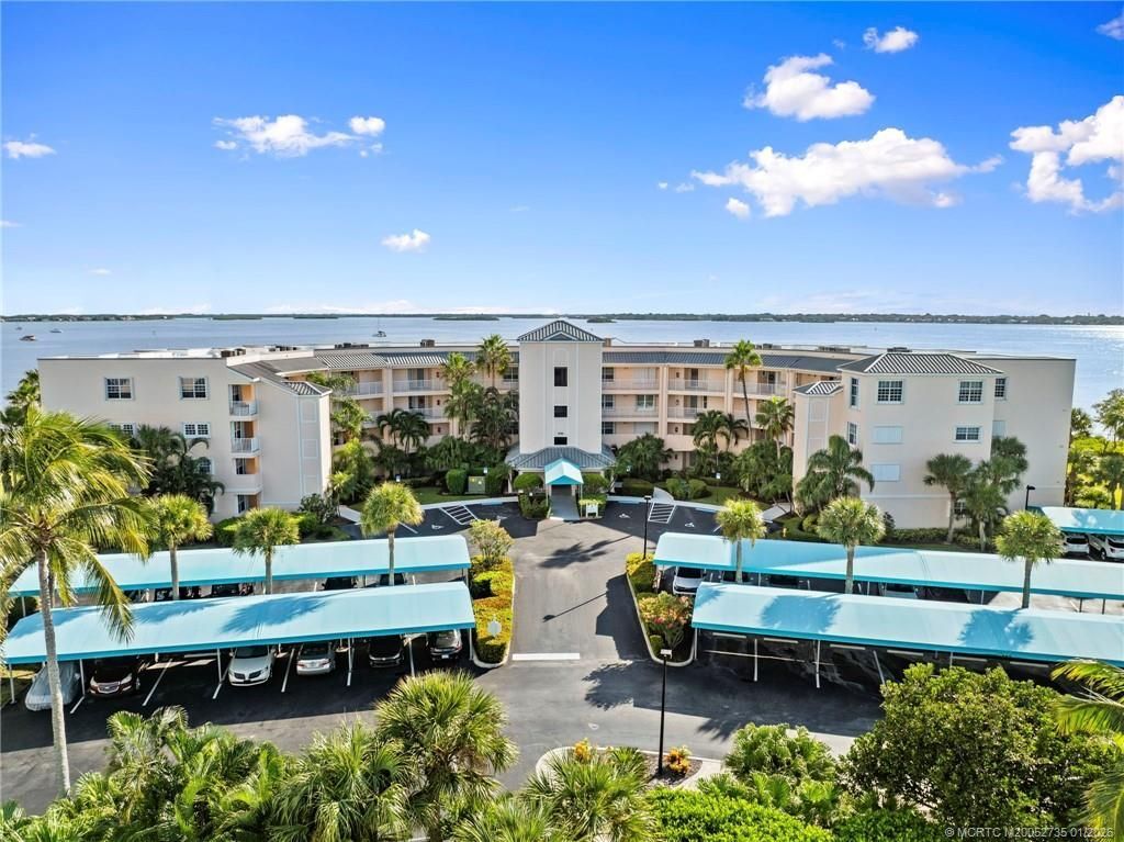 5750 NE Island Cove Way, Unit 3203, Stuart, FL 34996 Photo