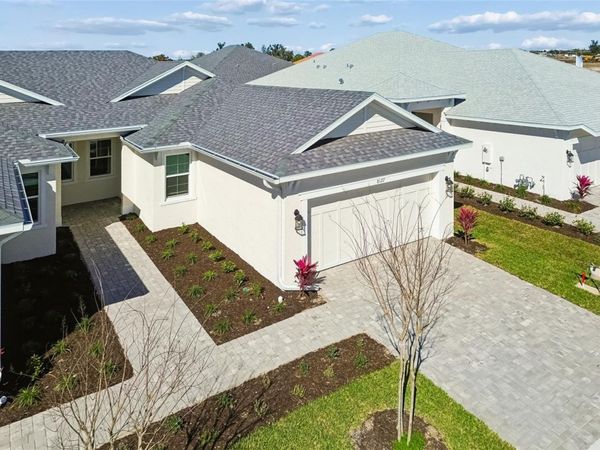 8127 NEWBERRY AVENUE, BRADENTON, FL 34210