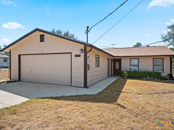 1369 Lakeview Drive, Canyon Lake, TX 78133