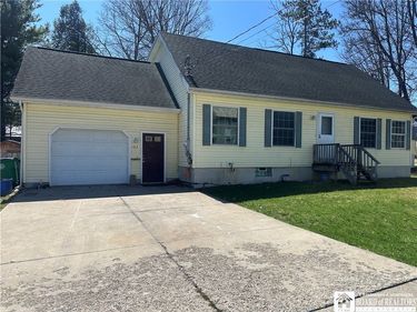 192 Woodward Avenue, Springville, NY 14141