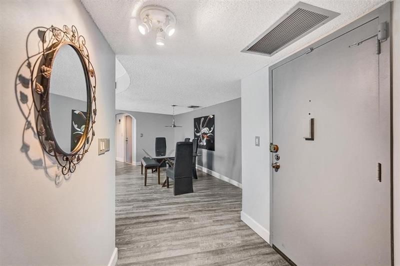 100 Golden Isles Drive, Unit 815, Hallandale Beach, FL 33009 Photo