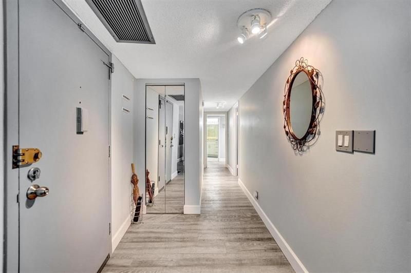 100 Golden Isles Drive, Unit 815, Hallandale Beach, FL 33009 Photo