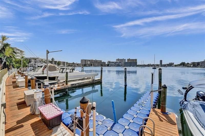 100 Golden Isles Drive, Unit 815, Hallandale Beach, FL 33009 Photo