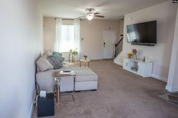 41 Carlisle Lane photo 4