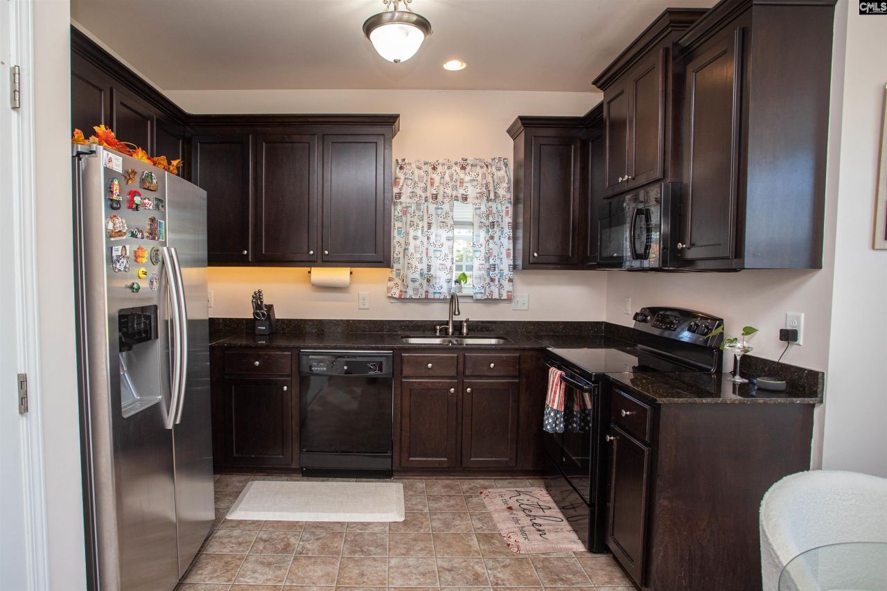 41 Carlisle Lane Photo 7