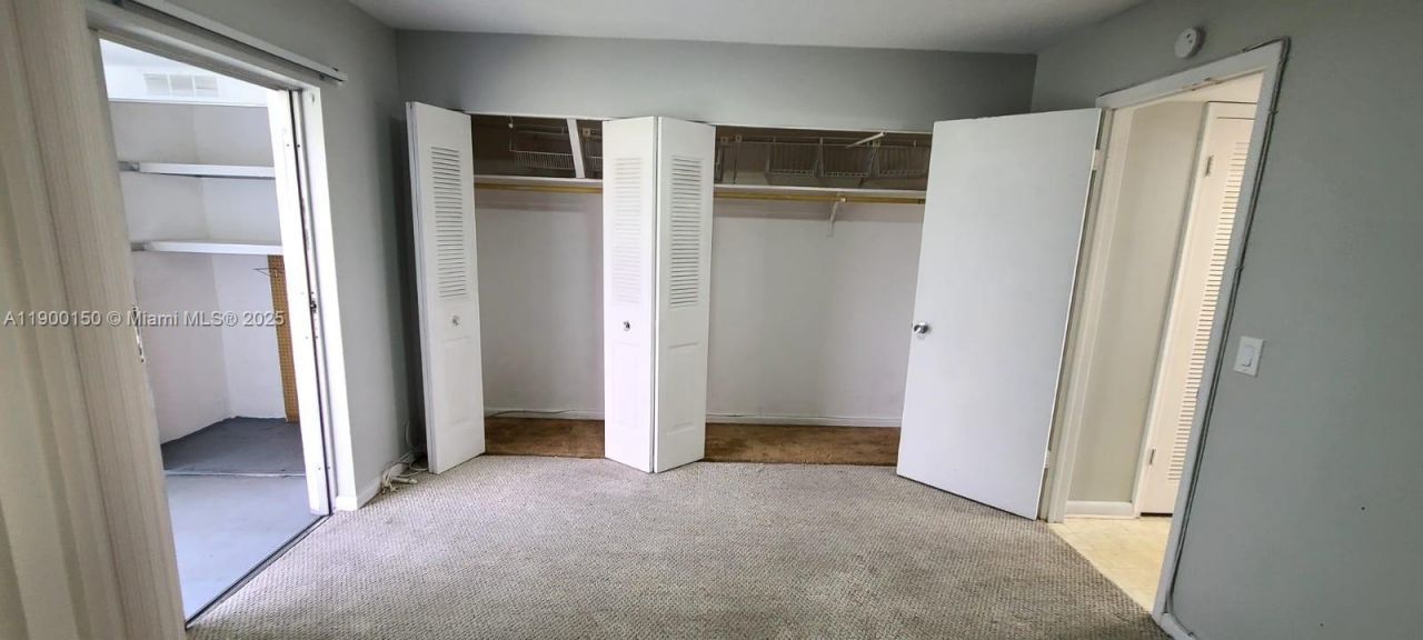 92 Berkshire D, Unit 92, West Palm Beach, FL 33417 Photo