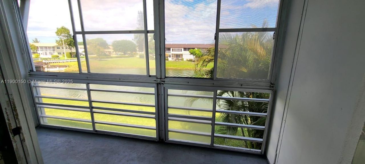 92 Berkshire D, Unit 92, West Palm Beach, FL 33417 Photo