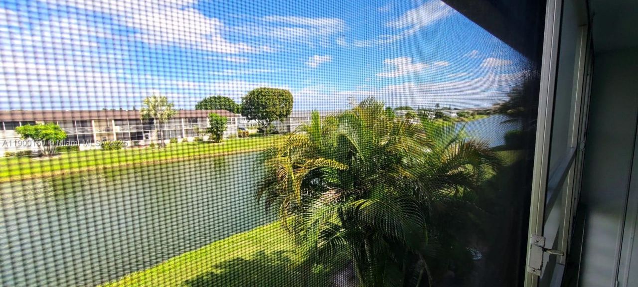 92 Berkshire D, Unit 92, West Palm Beach, FL 33417 Photo