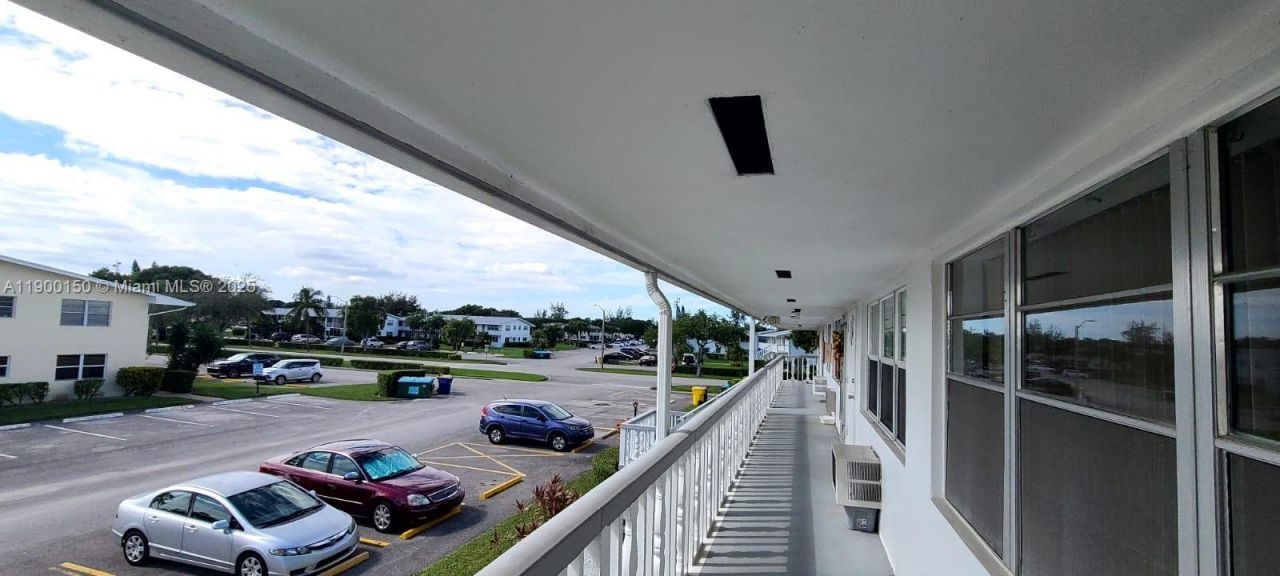 92 Berkshire D, Unit 92, West Palm Beach, FL 33417 Photo