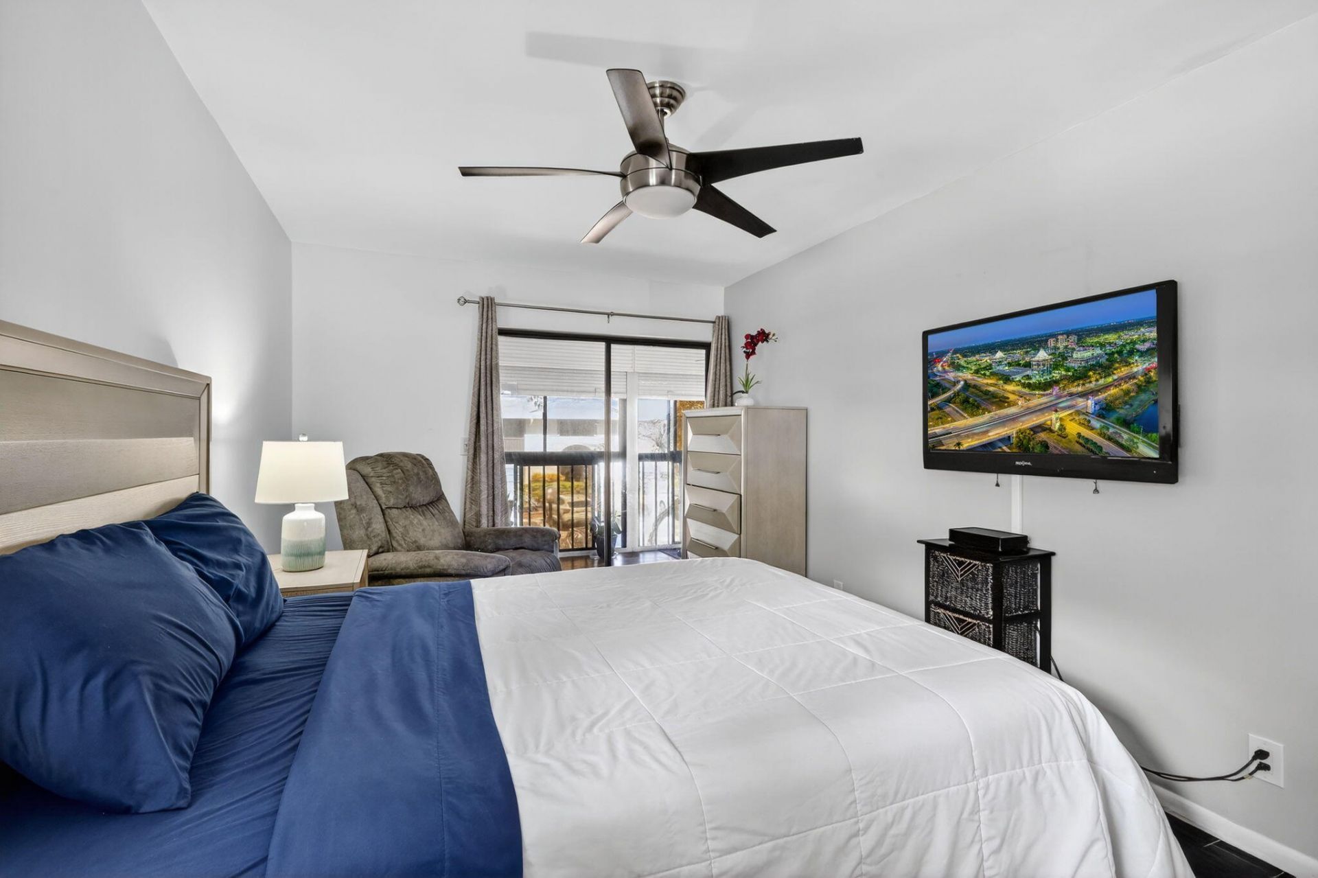 15453 Lakes Of Delray Boulevard, Unit 207, Delray Beach, FL 33484 Photo