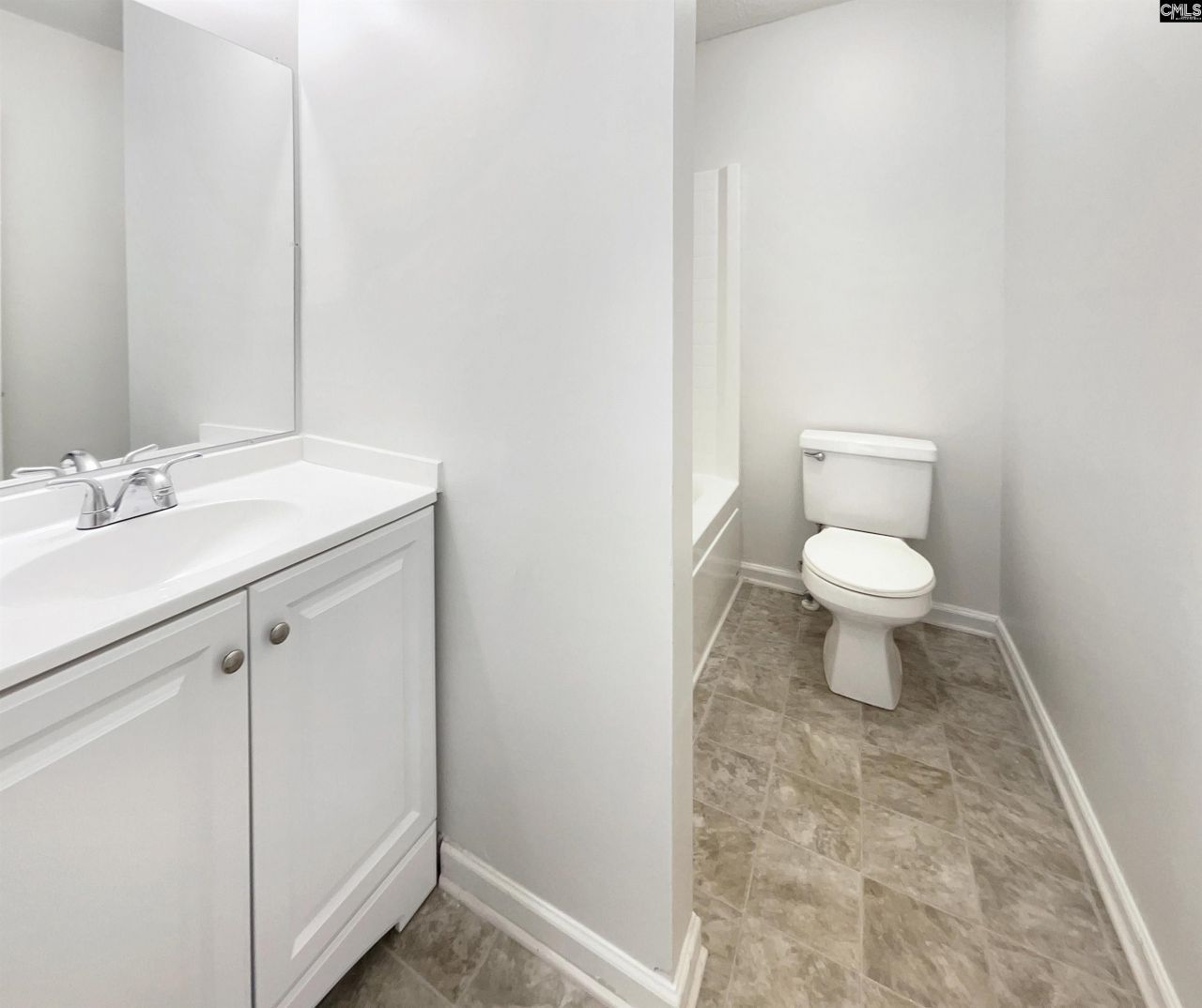 129 Cedar Field Lane Photo 13