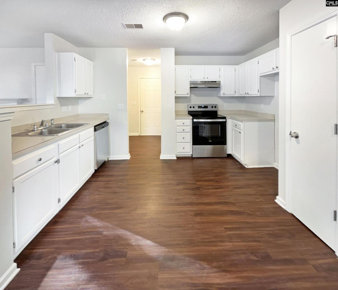 129 Cedar Field Lane Photo 6