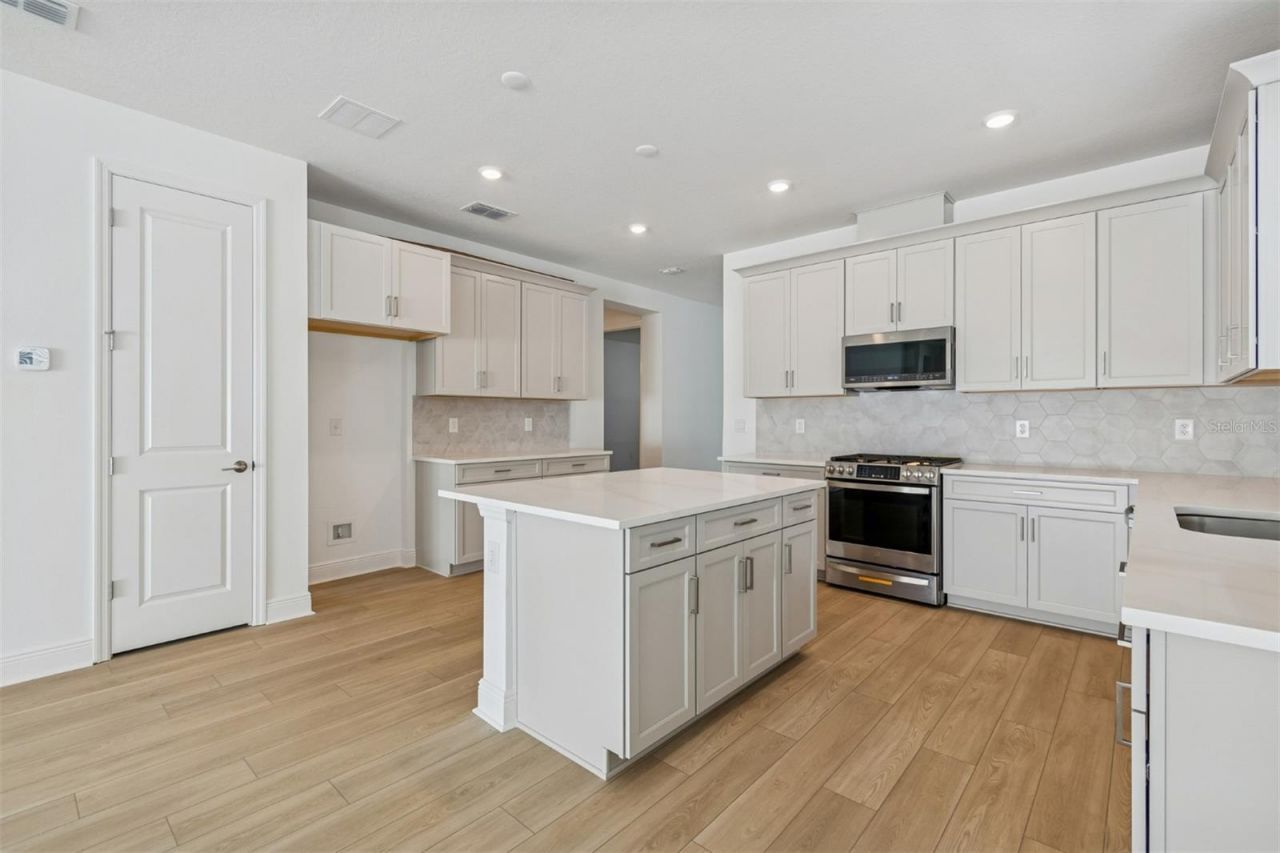 8119 Newberry Avenue, Bradenton, FL 34210 Photo