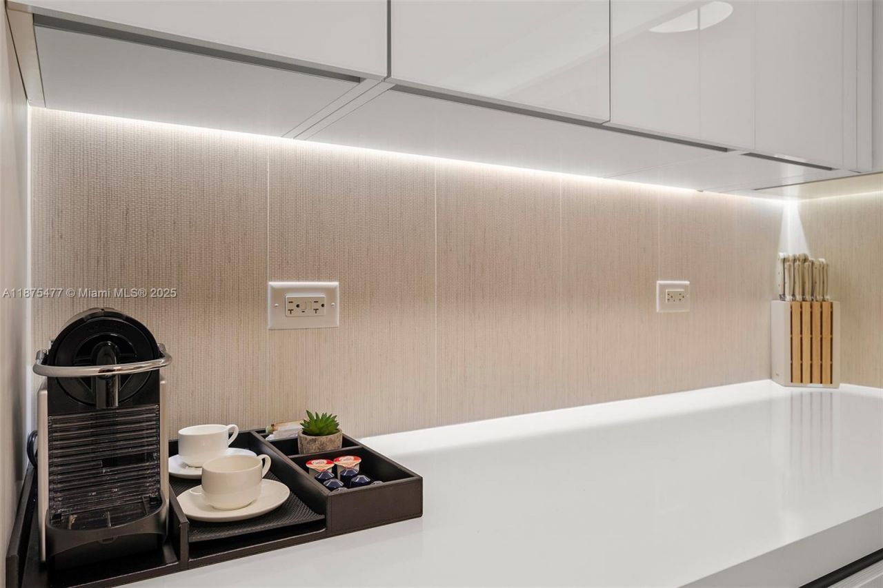 Please Call For Address, Unit 1202, Miami Beach, FL 33139 Photo