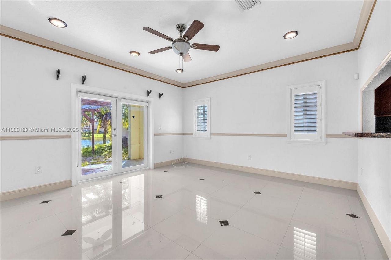 441 SE 31st Ave, Homestead, FL 33033 Photo