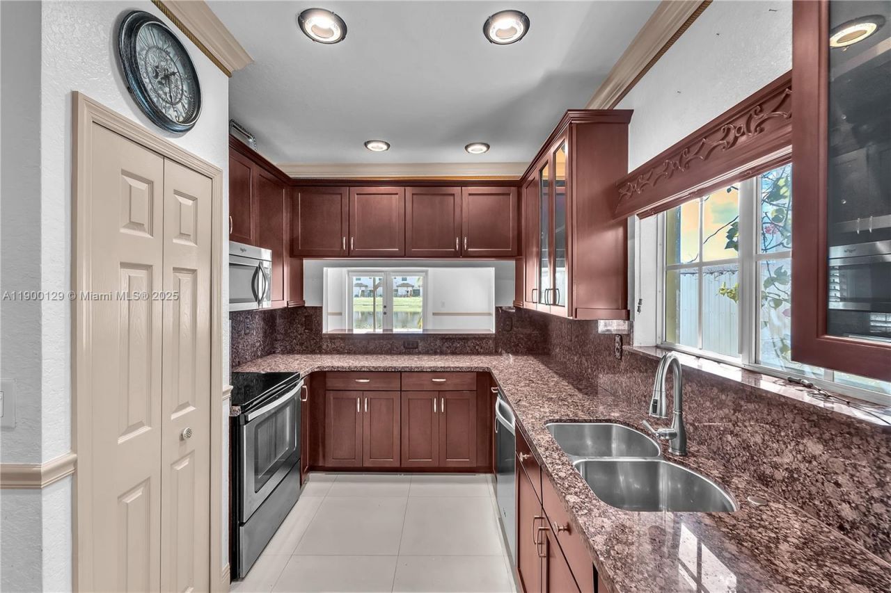 441 SE 31st Ave, Homestead, FL 33033 Photo