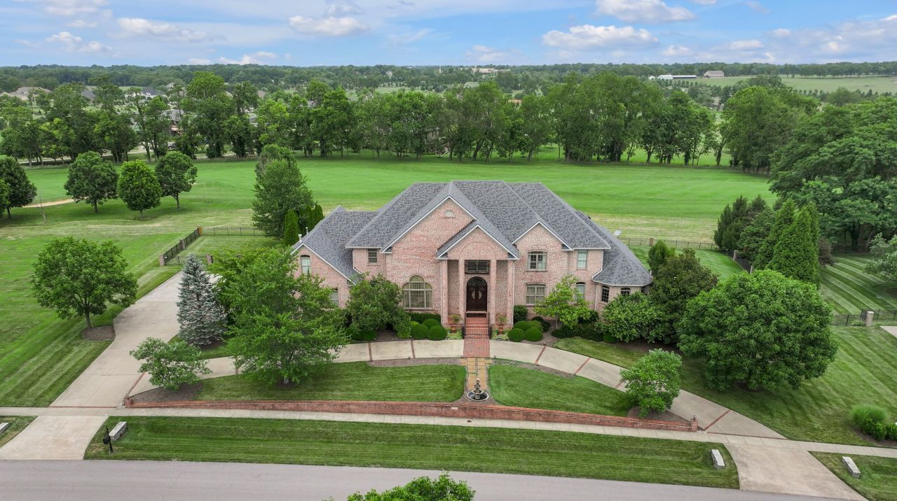 110 Golf Club Drive, Nicholasville, KY 40356
