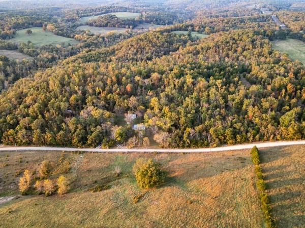 18927 Rocky Top Road, Elk Creek, MO 65464