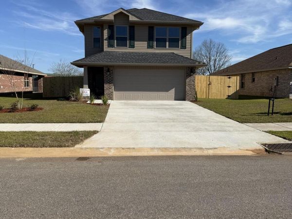199 Ridgeway Circle, Crestview, FL 32536