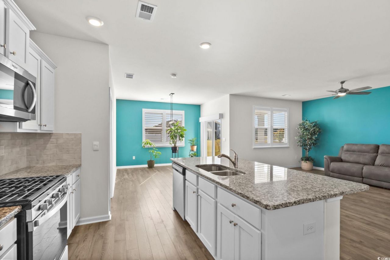 832 Green Garden Way Photo 9