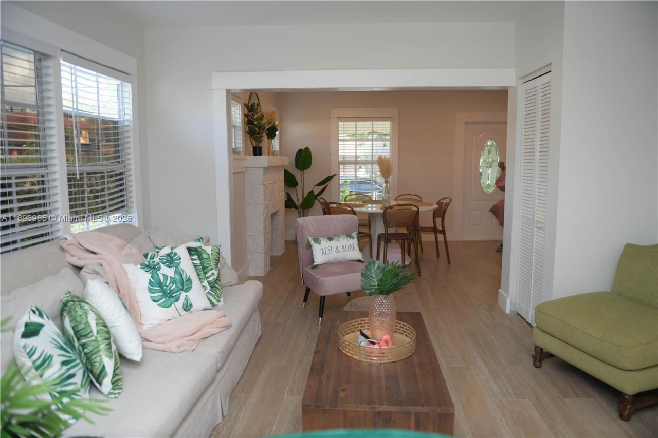 1274 SW 5 St, Miami, FL 33135 Photo