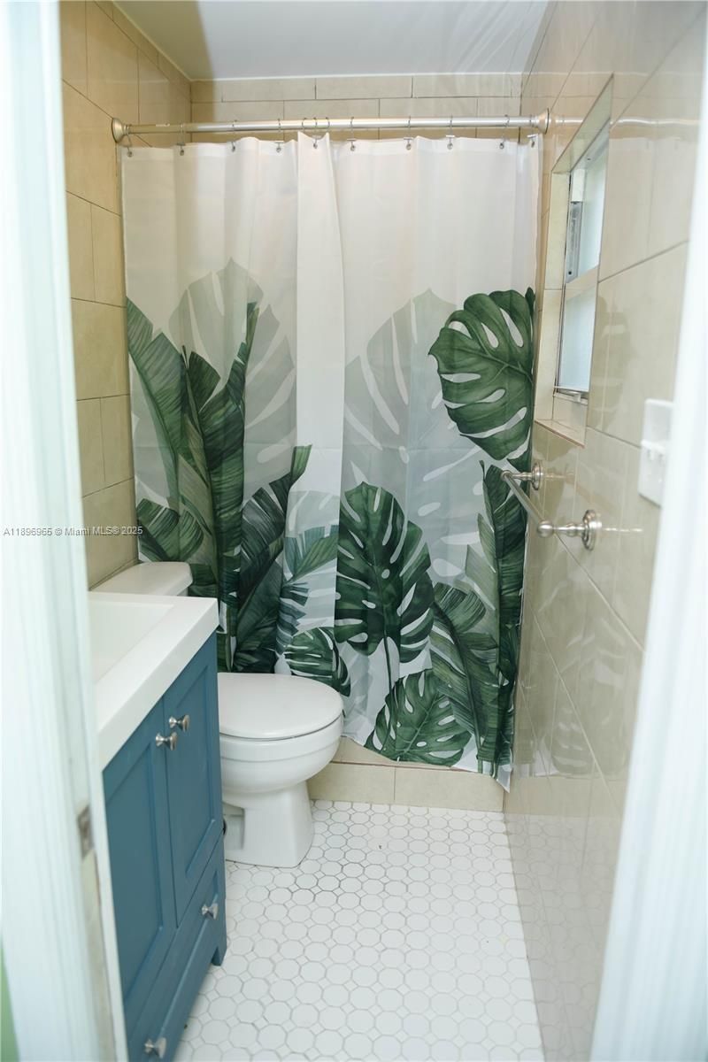 1274 SW 5 St, Miami, FL 33135 Photo