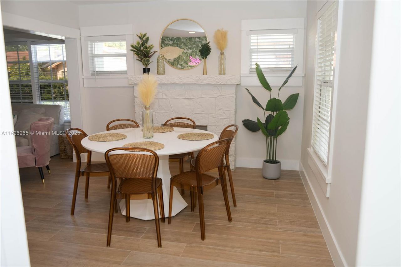 1274 SW 5 St, Miami, FL 33135 Photo