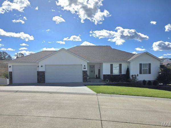204 Boardwalk Court, Union, MO 63084