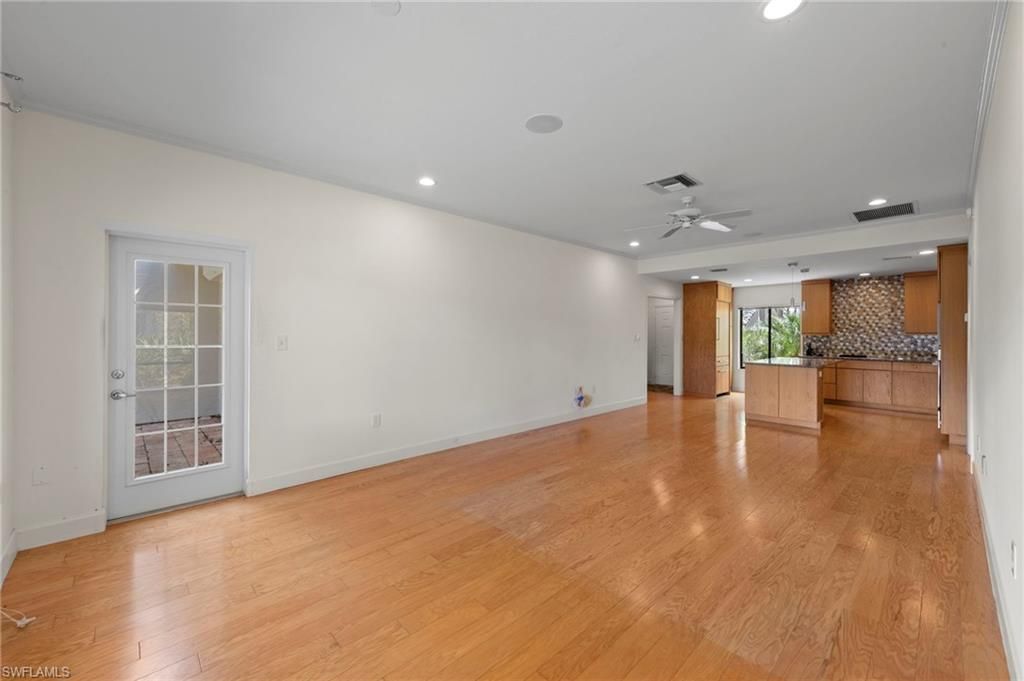 401 Arbor Lake Dr, Unit 4-101, Naples, FL 34110 Photo