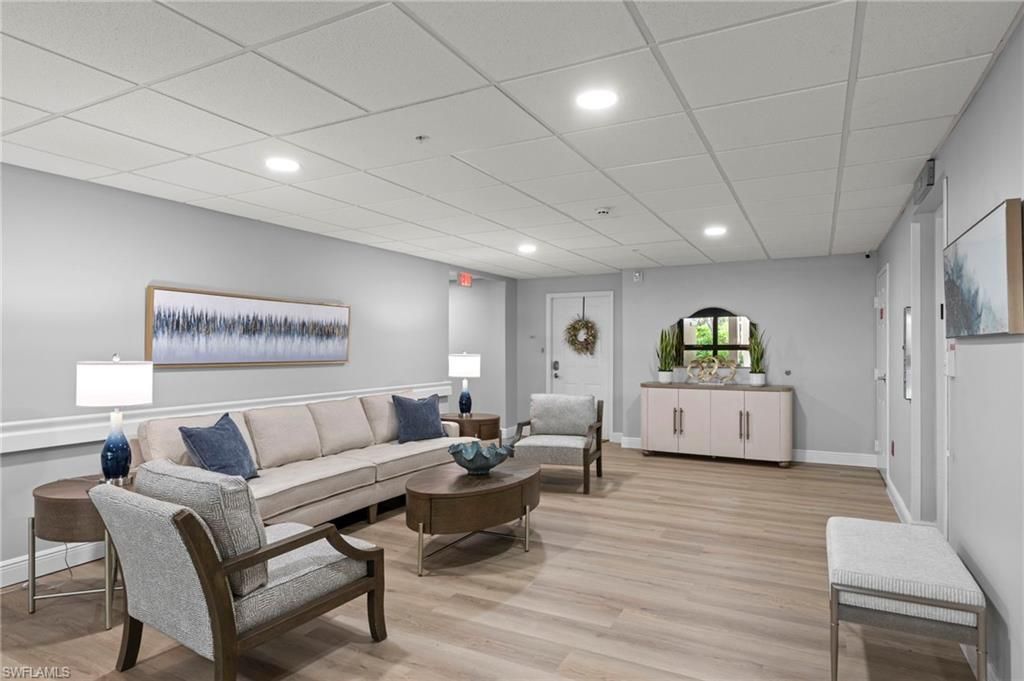 401 Arbor Lake Dr, Unit 4-101, Naples, FL 34110 Photo