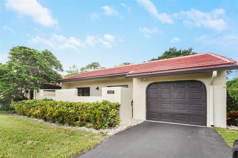 8569 Casa Del Lago, Boca Raton, FL 33433 Photo