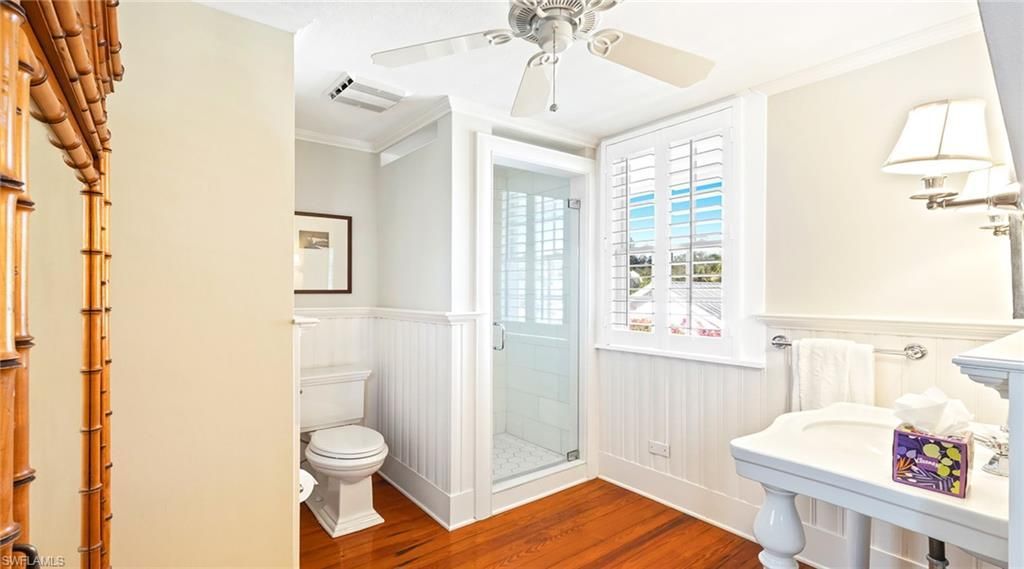 187 Broad Ave S, Naples, FL 34102 Photo
