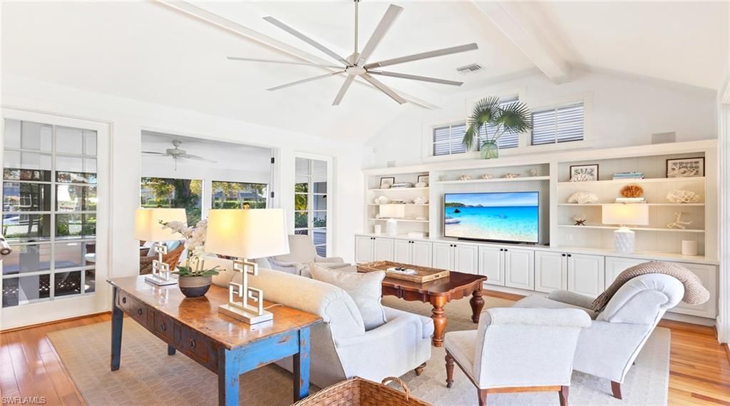187 Broad Ave S, Naples, FL 34102 Photo